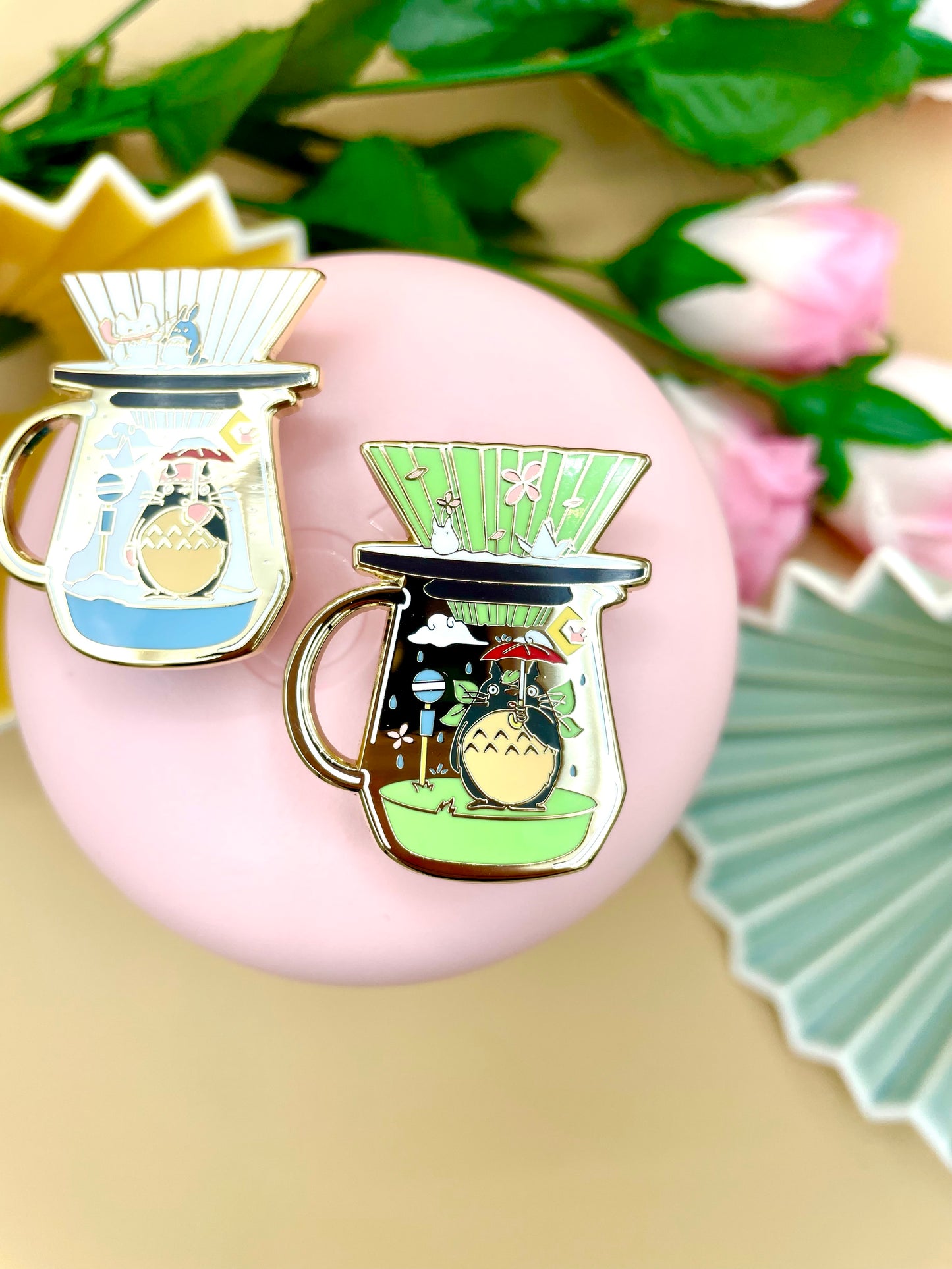 Spirit Café Origami Coffee Gold Hard Enamel Pins (White/Blue) (Inspired Art)