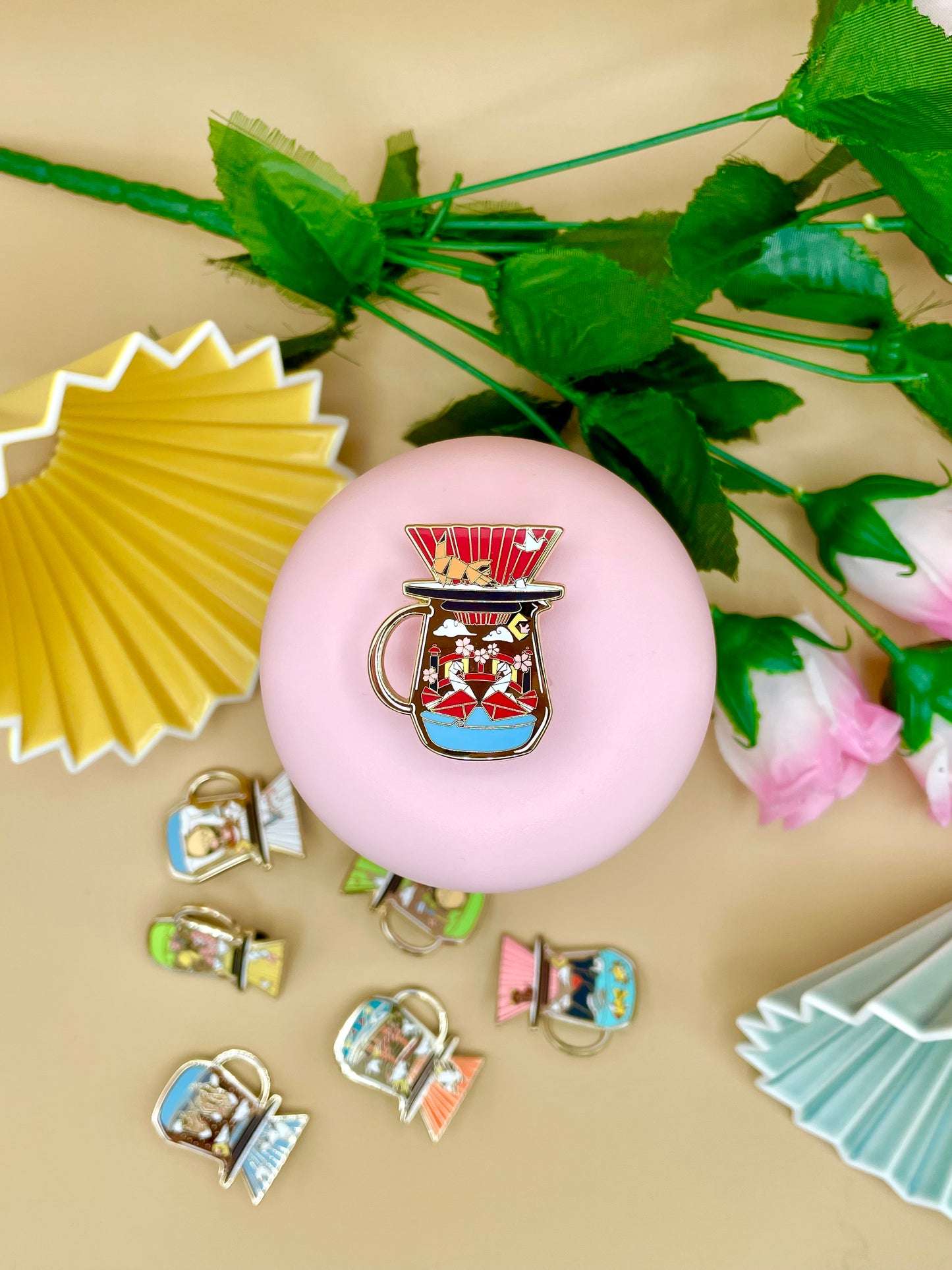Origami Coffee Gold Hard Enamel Pins (Pink/Yellow/Orange/Blue/Red)